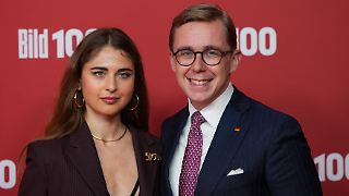 Philipp Amthor geht mit seiner Freundin aus