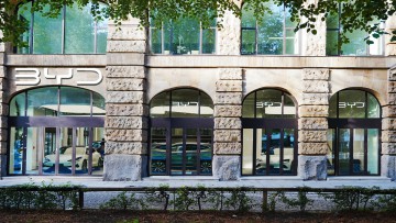 Denza-Premiere in Europa: Startschuss mit Showroom in München