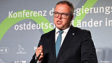 Voigt setzt auf Investitionen in Verteidigung