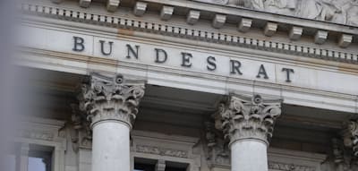 Bundesrat lässt Haushalt passieren – Vizepräsidentin des Verfassungsgerichts gewählt