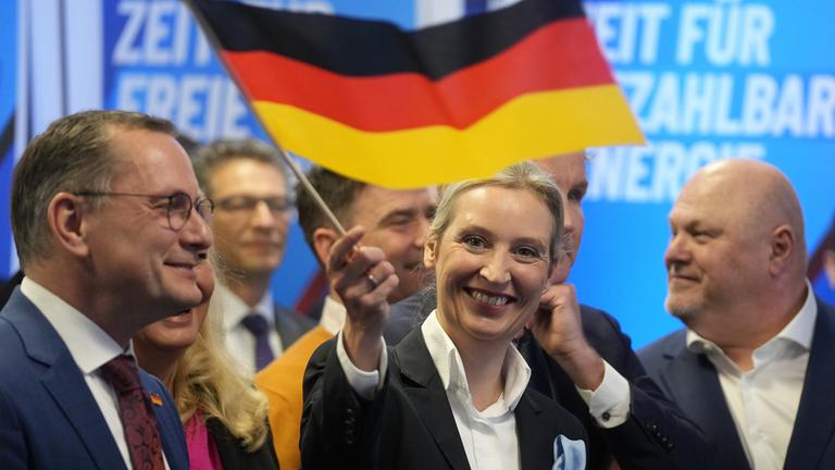 Wie die AfD mit der Wehrpflicht hadert