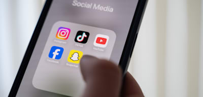 Spahn vergleicht Tiktok mit Heroin und fordert eine Altersbegrenzung ab 16 Jahren
