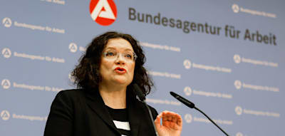 Bündelung von Sozialleistungen könnte „binnen eines Jahres umgesetzt“ werden, sagt Andrea Nahles