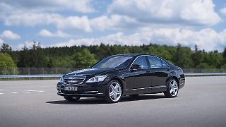 Unterwegs im Alltagsklassiker Mercedes S 500 - noch immer erhaben
