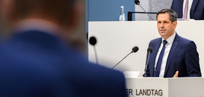 „Müssen nicht grüner sein als die Grünen“ – SPD-Ministerpräsident fordert neuen Kurs seiner Partei
