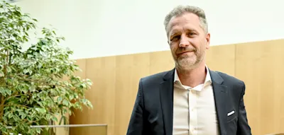 Wegen „Hitlergruß“-Collage – Gericht verurteilt AfD-Politiker Bystron zu 11.250 Euro Strafe