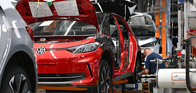 VW bereitet Sonderschichten in Zwickau vor – Beschaffungsvorstand ausgewechselt