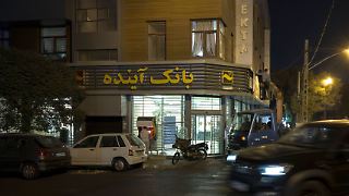 Bedeutende iranische Privatbank Ayandeh geht pleite