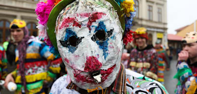 Die kleinste germanische Sprache der Welt wird Opfer des antideutschen Affekts