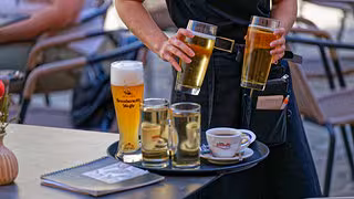 Mindestlohn steigt in zwei Stufen auf 14,60 Euro