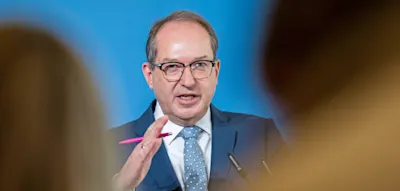 „Abstrakt, aber dennoch hoch“ – Dobrindt warnt vor Terrorgefahr in Deutschland