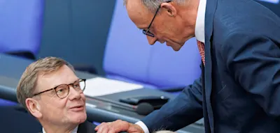 JU-Politiker äußert Zweifel an Wadephul – Merz stärkt Außenminister den Rücken