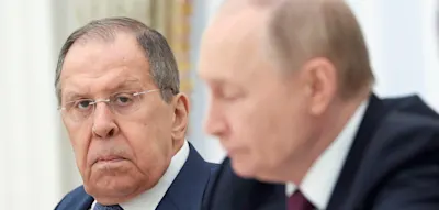 Was Lawrows Verschwinden über Putins Probleme verrät