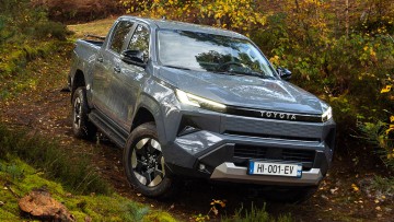Neuer Toyota Hilux BEV: Mit Strom über Stock und Stein