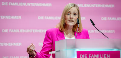 „Kontaktverbot aufgehoben“ – Wirtschaftsverbände diskutieren Ende der Brandmauer zur AfD