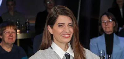 „Reizvokabel Zwangsgebühr“ – Linda Zervakis kritisiert Kulturstaatsminister Weimer