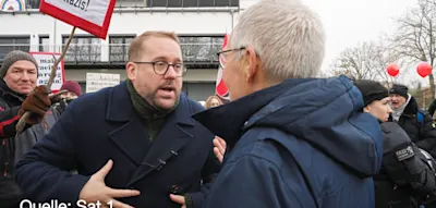 „Haben mich angeschrien. 300 sind hinter uns her“ – Ronzheimer schildert Attacke bei Anti-AfD-Demo