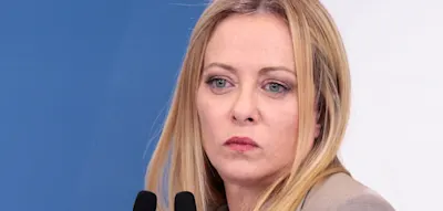 Meloni telefoniert mit Selenskyj – und macht Moskau Vorwürfe