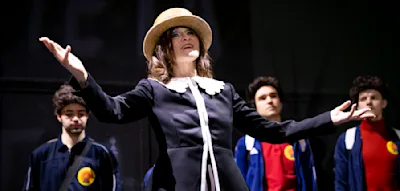 Krippenspiel an der Volksbühne – man glaubt es kaum