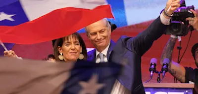 Dieser &bdquo;ultrarechte&ldquo; Wehrmachtssoldaten-Sohn stellt Berlin vor die globale &bdquo;Brandmauer&ldquo;-Frage