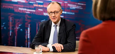 Der direkten Frage, ob sich die Bundeswehr beteiligt, weicht Merz aus