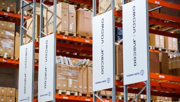 Partnerschaft mit K&uuml;hne+Nagel: Omoda und Jaecoo bauen Ersatzteillager auf