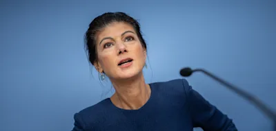 &bdquo;Perfide, wie Generationen ausgespielt werden&ldquo; &ndash; Rentenl&uuml;cke w&auml;chst binnen eines Jahres drastisch