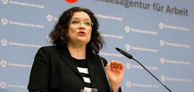 Job-Chancen f&uuml;r Arbeitslose &bdquo;so niedrig wie nie zuvor&ldquo;, warnt Arbeitsagentur-Chefin Nahles