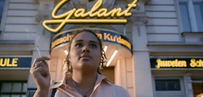 &bdquo;Die letzte Insel des Anstands in einer verrohten Welt&ldquo;