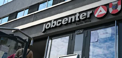 &bdquo;Wirtschaftlicher R&uuml;ckenwind fehlt&ldquo; &ndash; Arbeitslosenzahl steigt auf knapp drei Millionen