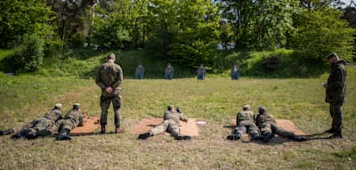 Top-&Ouml;konom fordert &bdquo;Marschbefehl&ldquo; f&uuml;r Pistorius &ndash;&nbsp;und kritisiert Merz