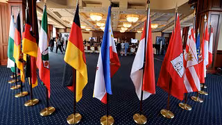 S&ouml;der entfacht Debatte &uuml;ber L&auml;nderfusionen