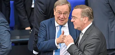 Laschet wird abermals mit Pistorius verwechselt &ndash; diesmal auf Account von EU-Chefdiplomatin