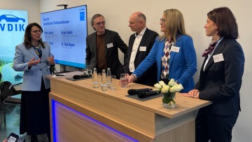 Vernetztes Auto: Breite schafft Business