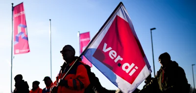 Verdi ruft zu bundesweiten Streiks im &Ouml;PNV am Montag auf