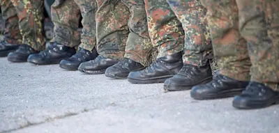 Pistorius sichert M&auml;nnern &bdquo;menschenw&uuml;rdigen Umgang&ldquo; bei Musterung zu