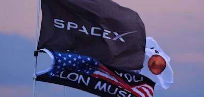 &bdquo;Empfindungsf&auml;hige Sonne&ldquo; &ndash; Musks neues Mega-Unternehmen erreicht Billionen-Dollar-Wert-Grenze