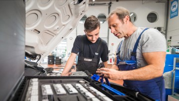 Kfz-Ausbildung im Wandel: Nachwuchs fehlt, Anforderungen steigen