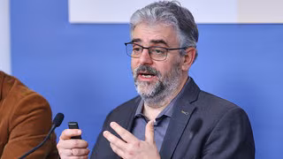 "Viel Geld f&uuml;r mittelm&auml;&szlig;ige Leistung": Gesundheitssystem braucht Reformen