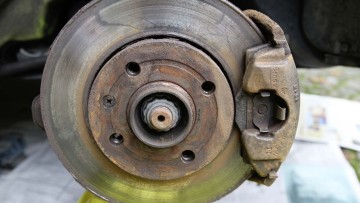 Licht, Bremsen und Fahrwerksfedern: Das sind die h&auml;ufigsten HU-M&auml;ngel