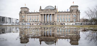 Klar &uuml;ber dem Durchschnitt &ndash;&nbsp;so h&auml;ufig melden sich Mitarbeiter im Bundestag krank