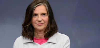 G&ouml;ring-Eckardt warnt, Berlinale-Intendantin zum &bdquo;Bauernopfer&ldquo; zu machen