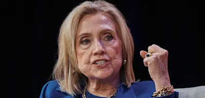 Clinton verlangt Trump-Anh&ouml;rung &bdquo;unter Eid&ldquo; &ndash; Republikaner dementieren &bdquo;Hexenjagd&ldquo; im Fall Epstein