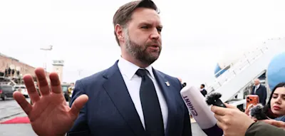 &bdquo;Das wird auf keinen Fall passieren&ldquo; &ndash; US-Vize Vance erteilt gr&ouml;&szlig;erer Iran-Intervention Absage