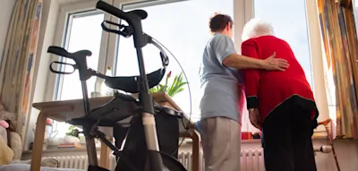 DAK-Chef warnt vor &bdquo;Pflegekollaps&ldquo; &ndash; Sozialhilfequote in Heimen erreicht neuen H&ouml;chstwert