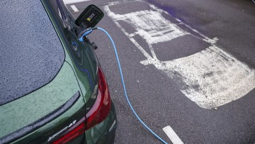 Globaler E-Auto-Markt: D&auml;mpfer zum Jahresstart