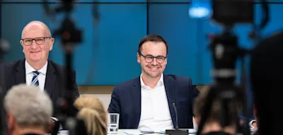 Mehr Lehrer, aber weniger Landespersonal &ndash; Rot-schwarze Koalition in Brandenburg steht