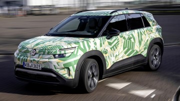 VW ID. Cross: Mit dem Hoffnungstr&auml;ger auf der Testrunde