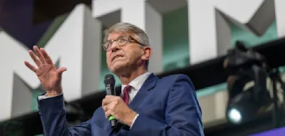 &bdquo;Das ist &uuml;berhaupt nicht als Kulturkampf gedacht&ldquo; &ndash; Weimer verteidigt sich