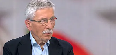 &bdquo;Politiker gehen zum Ramadan, w&auml;hrenddessen werden Weihnachtsm&auml;rkte zu Festungen ausgebaut&ldquo;